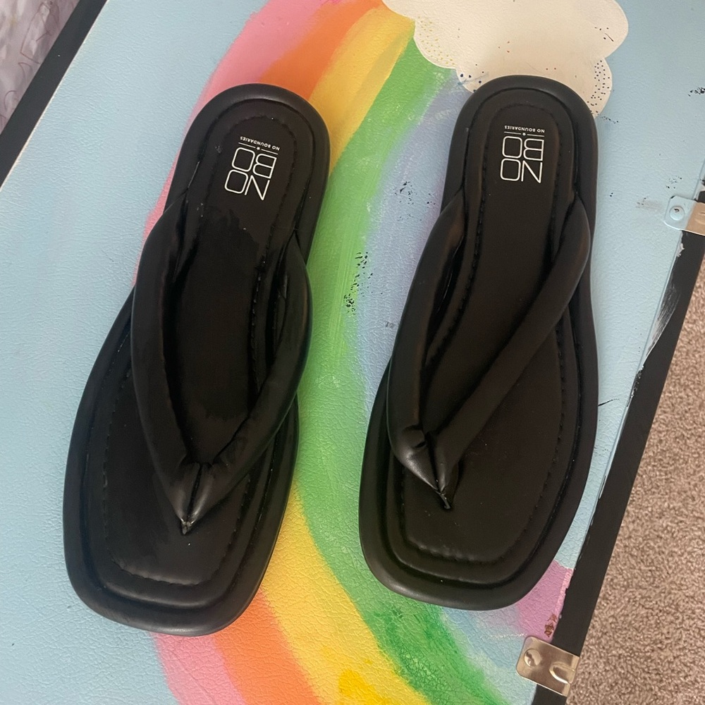 NOBO Black Flip Flops